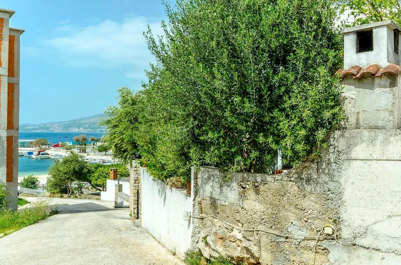 Apartment Dory Trogir