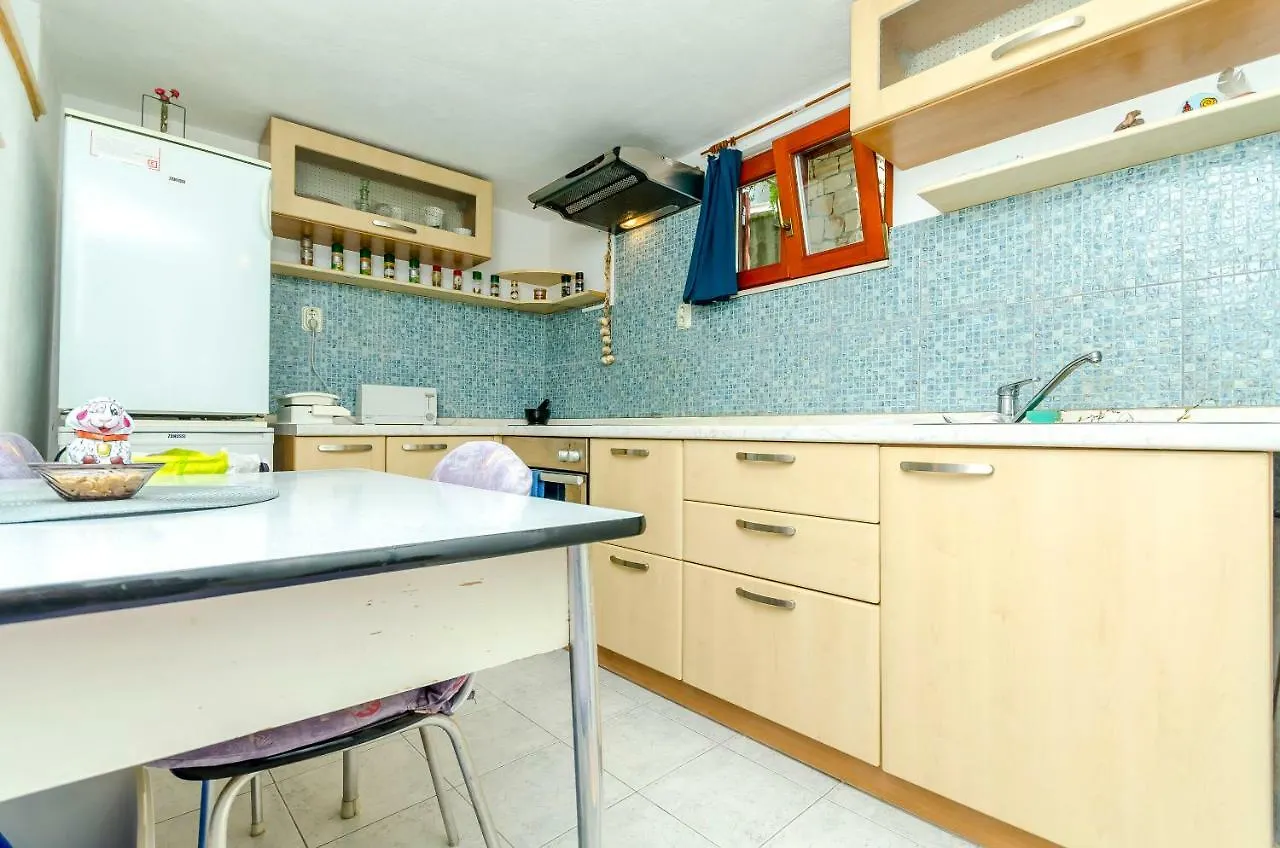 Apartment Dory Trogir